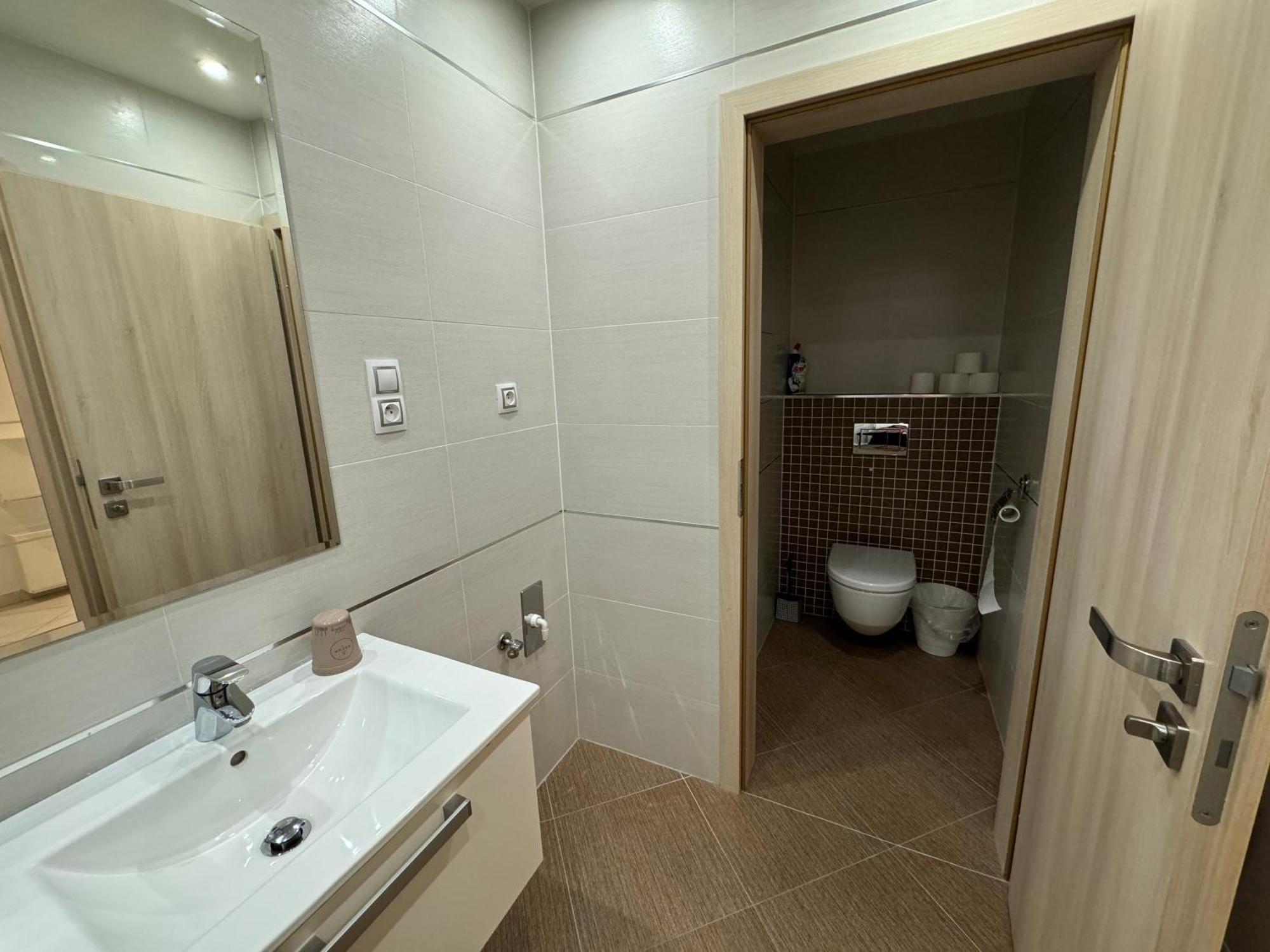 In Garden Towers Apartment Prag